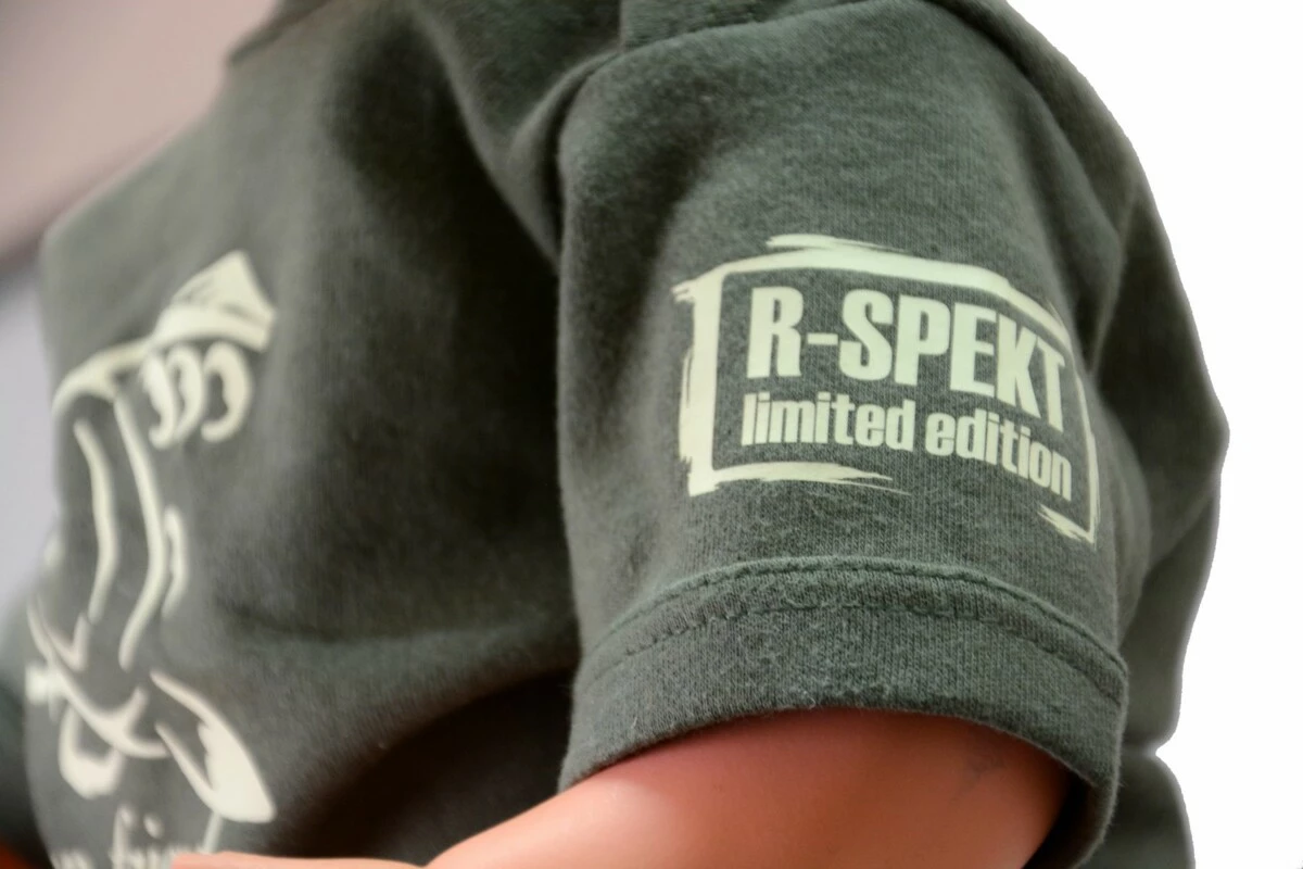 R-SPEKT Triko Baby body Carp friend khaki