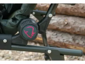 LK Baits Křesílko Camo Arm Chair
