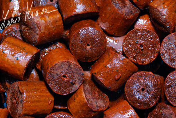 LK Baits Salt Salmon Pellets 1kg, 20mm