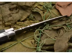 MIKOV Vyhazovací PREDATOR - James Bond