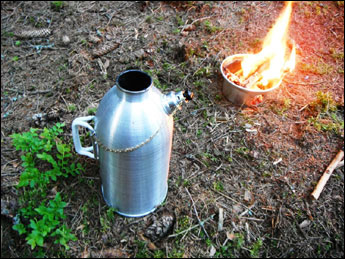 Samovar kempinkový univerzální 1,2l hliníkový