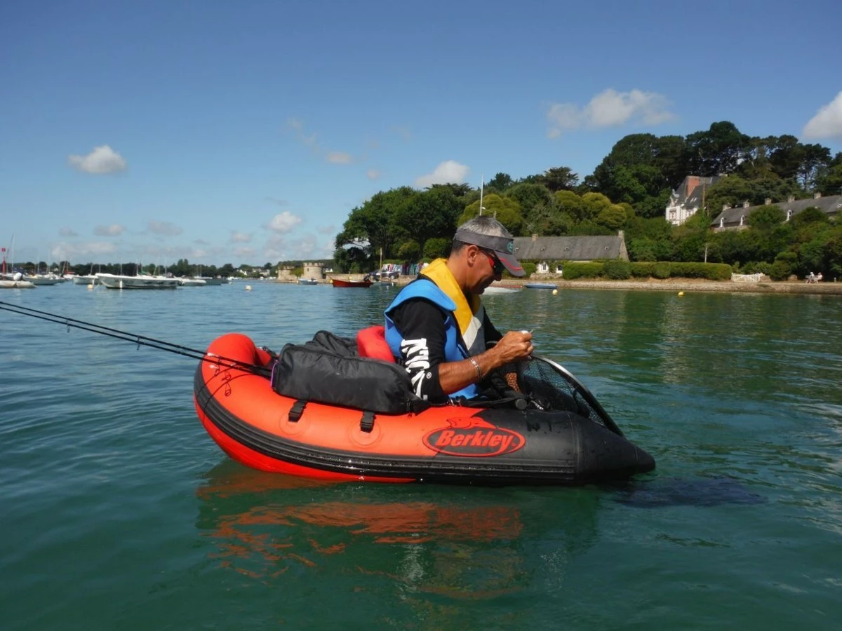 BERKLEY TEC BELLY BOAT RIPPLE XCD + Neoprén Prsačky ZDARMA!!