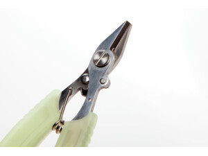 RidgeMonkey Nite Glow Braid Scissors- svítící nůžky na bižuterii VÝPRODEJ