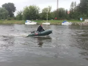 BOAT007 M250 - zelený