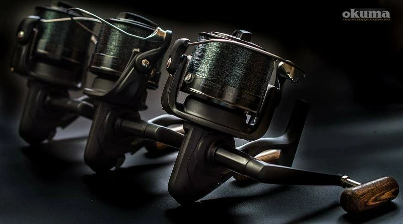 Okuma Naviják Custom Black AKCE