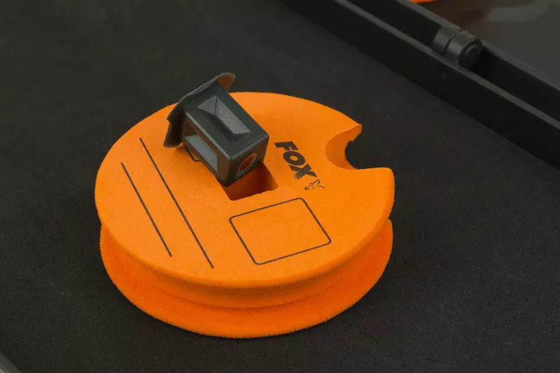 FOX Krabička na návazce F-Box Magnetic Disc & Rig Box System – Large