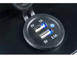 MIVARDI Lithiová baterie M-CELL 12V 100Ah + 20A nabíječka