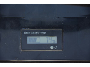 MIVARDI Lithiová baterie M-CELL 24V 50Ah + 10A nabíječka