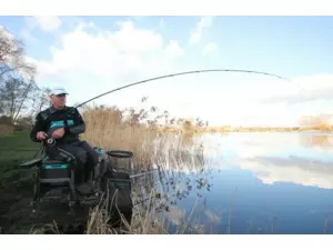 Drennan prut Acolyte Distance feeder 13 ft