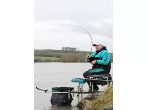 Drennan prut Acolyte Distance feeder 13 ft