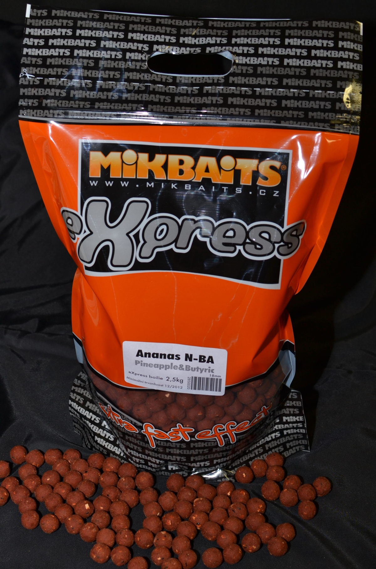 MIKBAITS eXpress original trvanlivé boilie 2,5kg